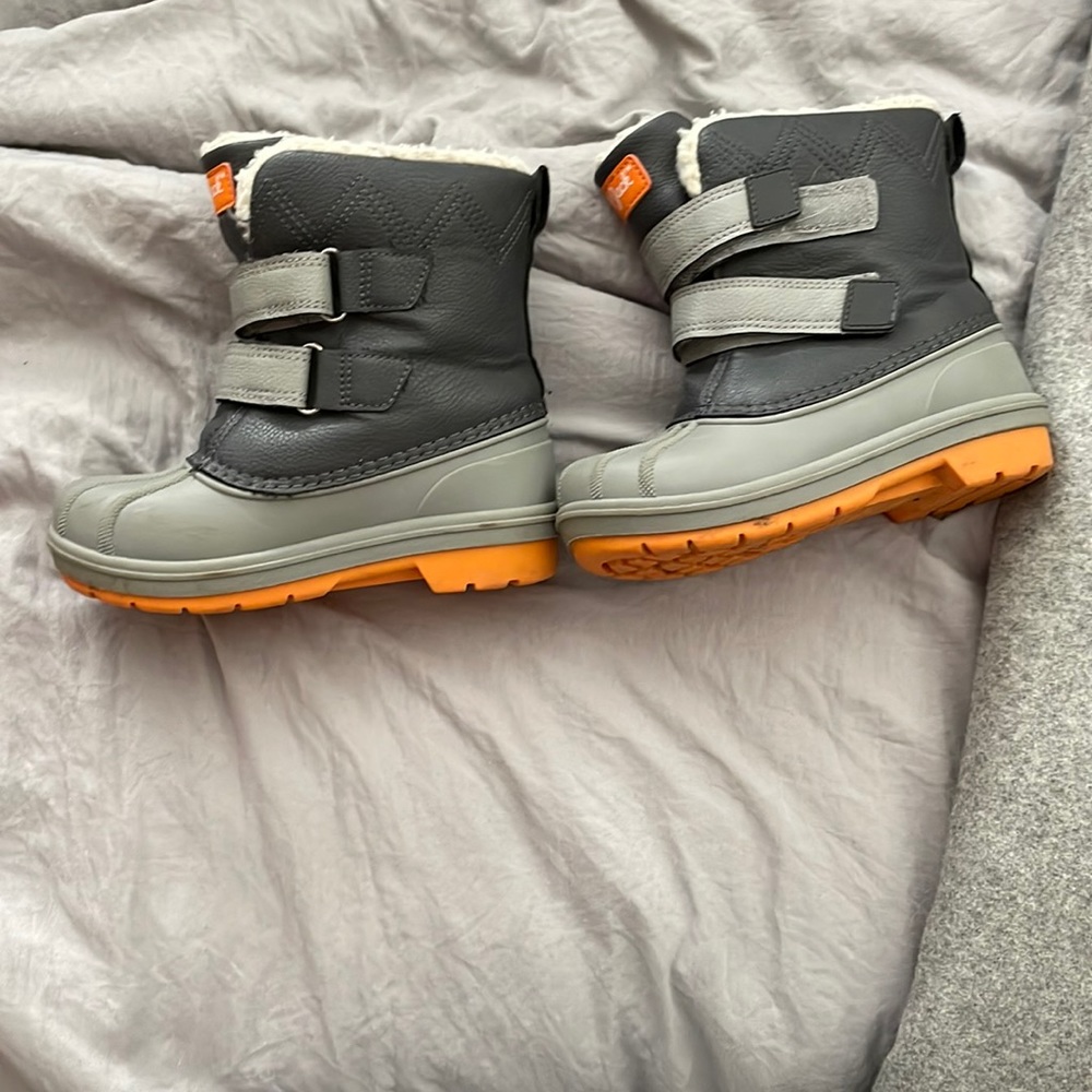 Cat and jack snow boots
